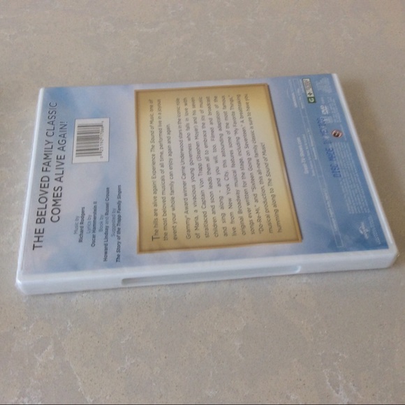 Carrie Underwood - The Sound of Music Live! DVD - Picture 5 of 5